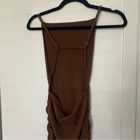 NWT WeWoreWhat Brown Midi Dress - Picture 4 of 5